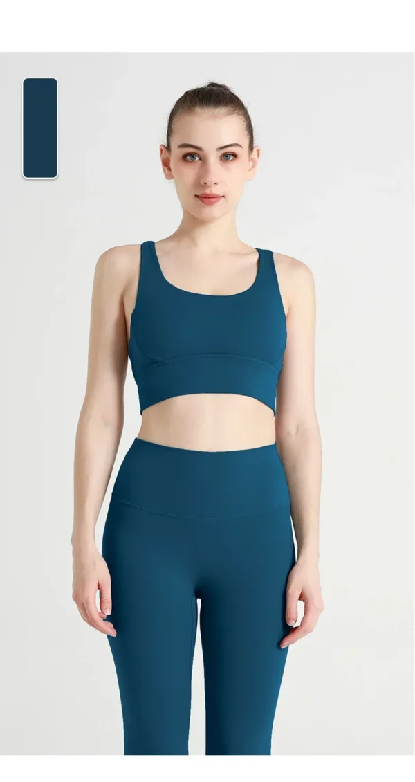 New Summer Sexy Sports Bras Women Fitness Vest Sports Top Cross Back Yoga Bra Running Fitness Breathable Shockproof Yoga Bra - obrazek 38