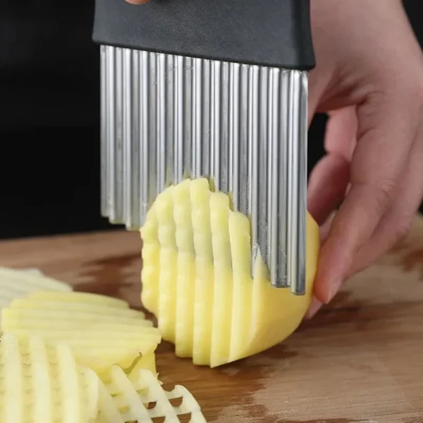 Stainless Steel Potato Chip Slicer Dough Vegetable Fruit Crinkle Wavy Kitchen Knife Cutter Chopper French Fry Maker Tools Gadget - obrazek 3